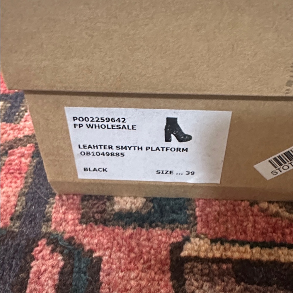 EUC with BOX FREE PEOPLE leather Smyth Platform Boots, black suede size EU39 - Picture 11 of 12